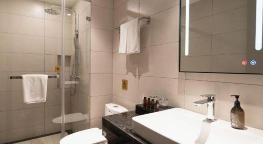 Home Inn Kunming Baita Road Кунмин Екстериор снимка