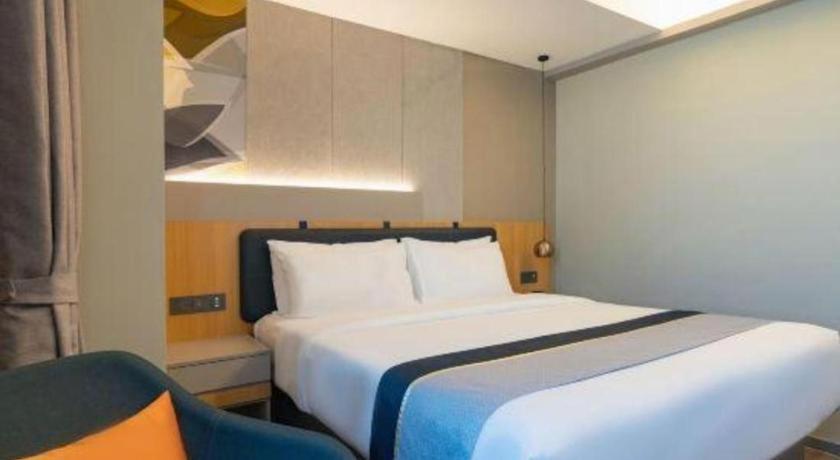Home Inn Kunming Baita Road Кунмин Екстериор снимка