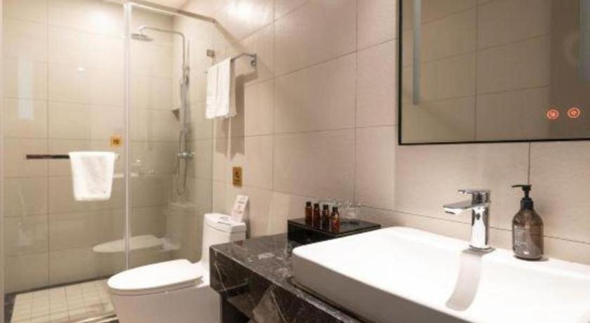 Home Inn Kunming Baita Road Кунмин Екстериор снимка