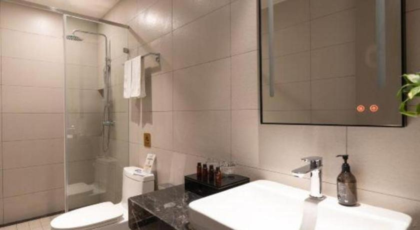 Home Inn Kunming Baita Road Кунмин Екстериор снимка