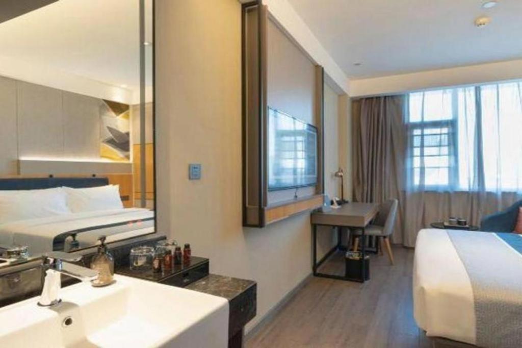 Home Inn Kunming Baita Road Кунмин Екстериор снимка